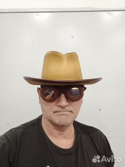 Шляпа мужская кожаная