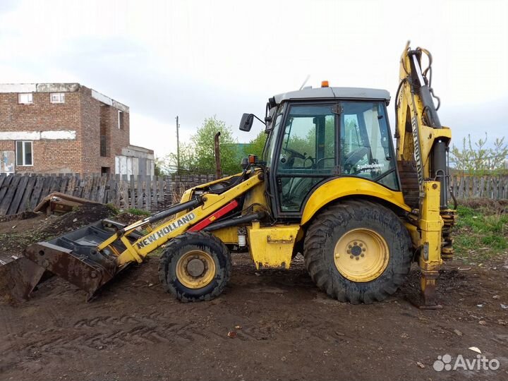 Экскаватор-погрузчик New Holland B110, 2008