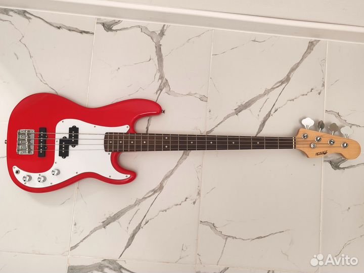 Bass Precision Homage