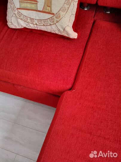 Диван 2,4*1,6м