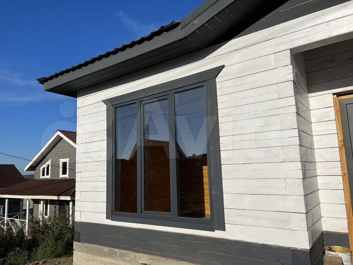 Дом 100 м² на участке 5 сот.