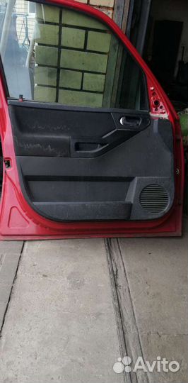 Дверь передняя левая Опель Мерива А