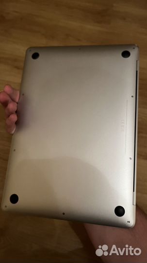 Macbook air 13 / 2020 / i3 / 8gb / 256 gb