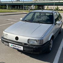 Volkswagen Passat 1.6 MT, 1988, 350 000 км, с пробегом, цена 120 000 руб.