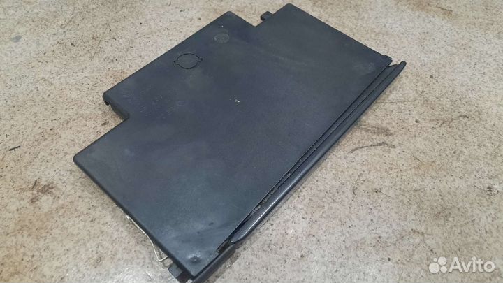 Подстаканник передний VW Passat B5/B5+