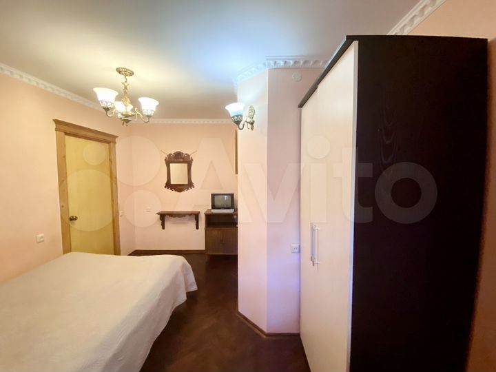 Комната 17 м² в 3-к., 2/4 эт.