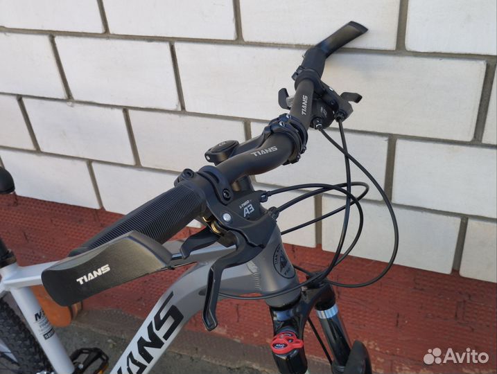 Велосипед 26 алюминий рама /промы/блокировкой вил