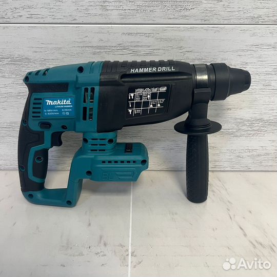 Перфоратор аккумуляторный Makita (без акб)