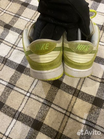 Nike dunk sour apple 45р