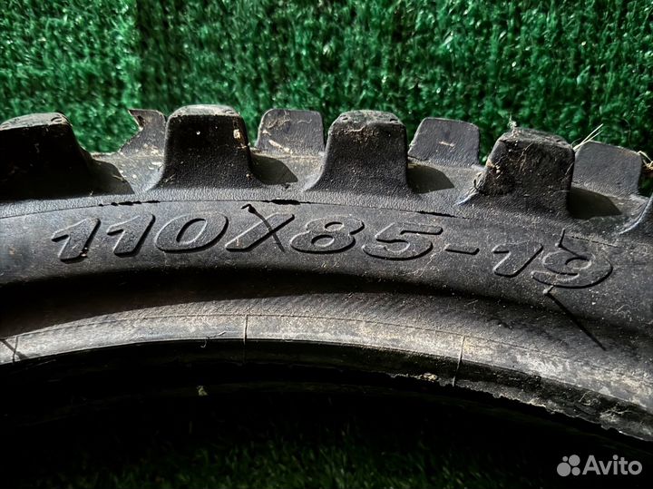 Pirelli 110/85 r19 б/у