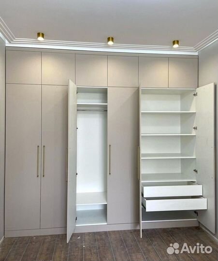 Шкаф стенка