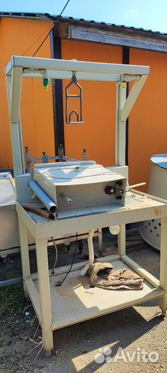 Стол для потрошения тушек с подвеской