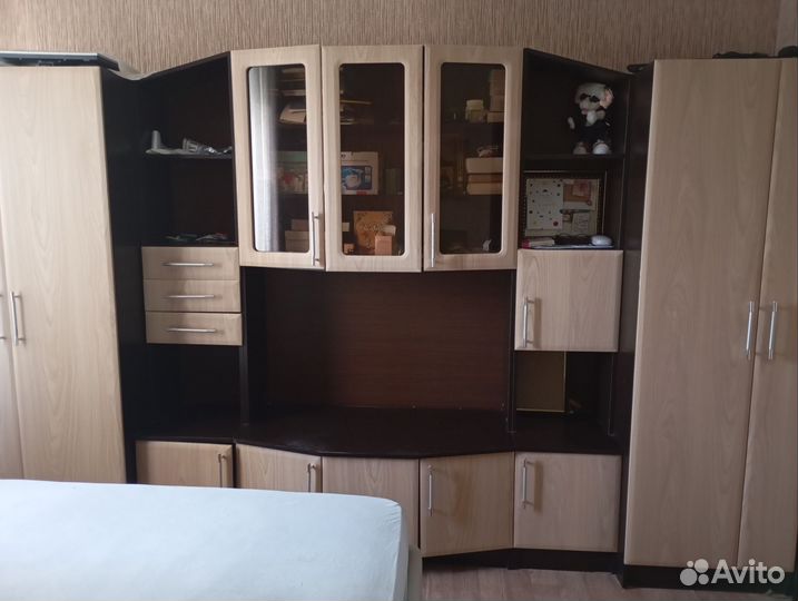 Стенка в гостиную бу