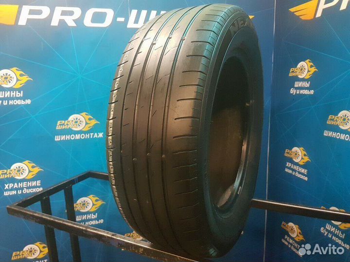 Nexen N'Fera SU1 215/60 R16