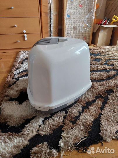 Кошачий туалет(закрытый, угловой)