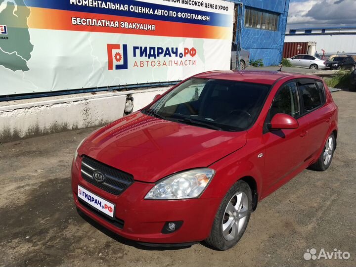 Горловина топливного бака Kia Ceed 31030-1H000