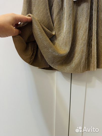 Юбка золотая плиссе новая Sinsay 122