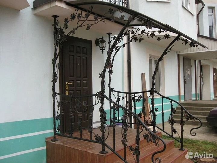 Уличная кованая входная группа