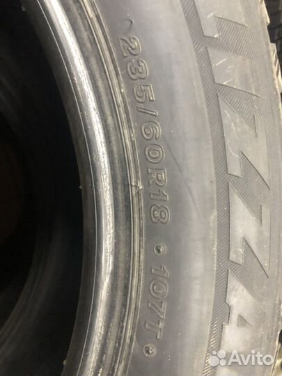 Bridgestone Blizzak Ice 235/60 R18