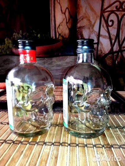 Бутылки из под элитного спртного для своих напитко