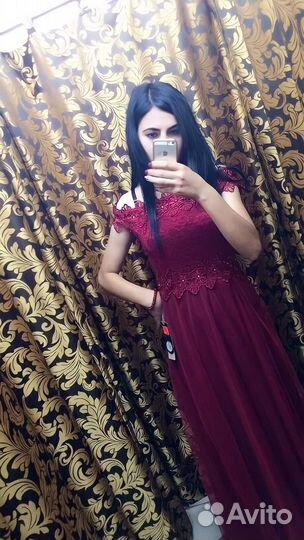 Вечернее платье