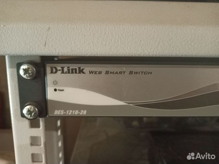 D-link des-1210-28