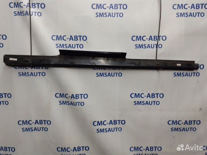 Внутренняя накладка порога передняя правая