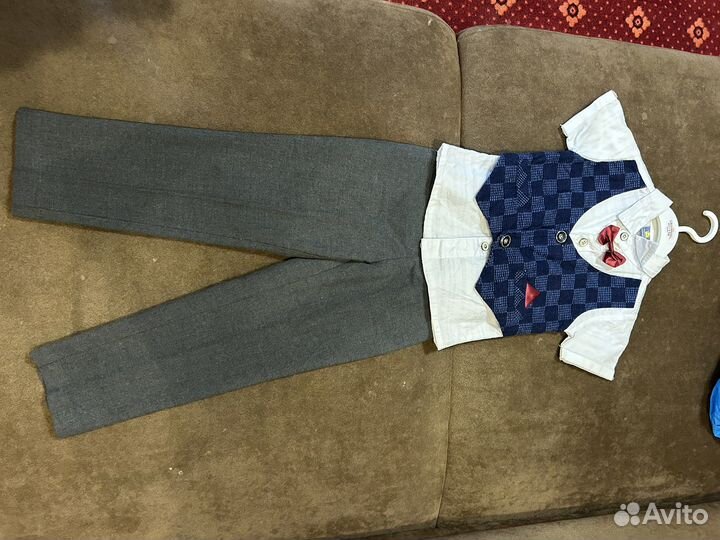 Нарядный костюм на мальчика