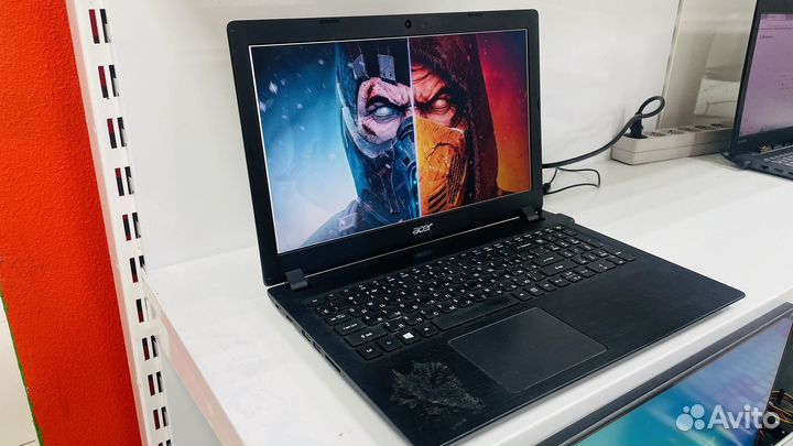 Ноутьук Acer Intel Celeron N3350 / 4GB / SSD 250gb