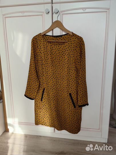 Платье Zara горчичное в горох 42-44