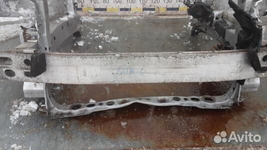 Передняя панель крепления облицовки (телевизор) to