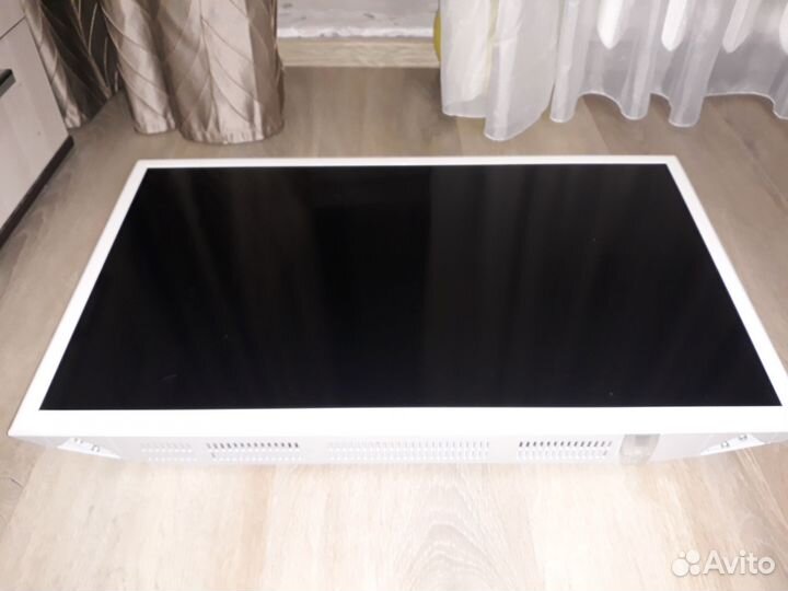 Телевизор SMART tv