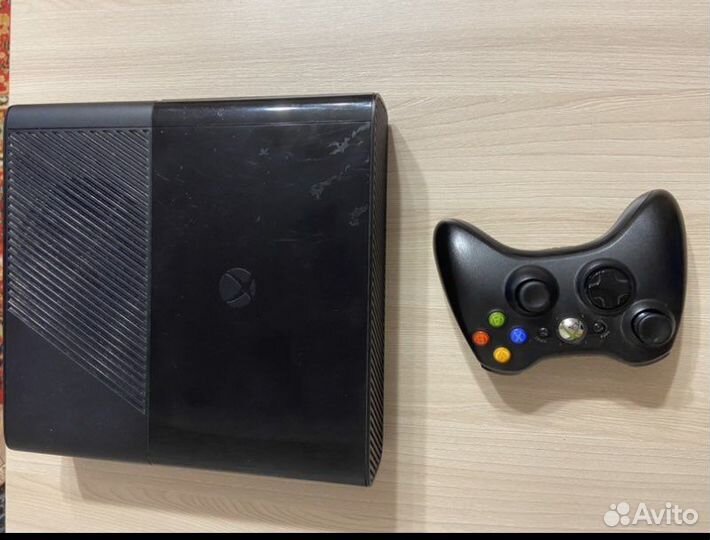 Xbox 360 E 500гб