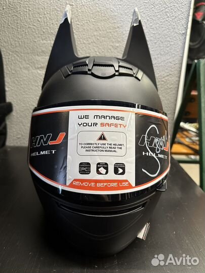 Мото шлем с ушками кошки бэтмана