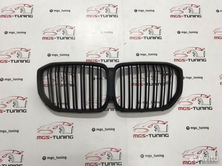 Решетка в BMW Х5 G05 стиль Х5М Черный мат