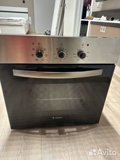 Духовой шкаф