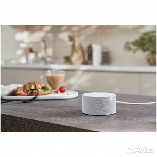 Умная колонка Яндекс Станция Мини Плюс