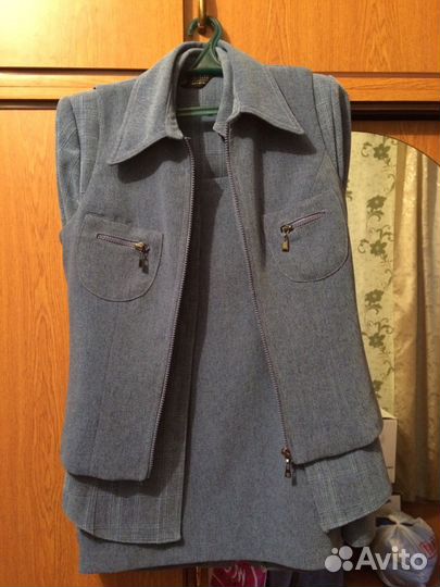 Продам костюм 