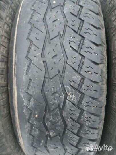 Toyo Open Country A/T Plus 215/65 R16