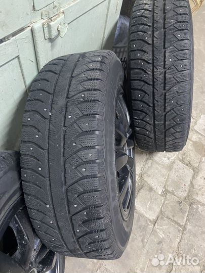 Литье диски с зимней резиной 185/65 R15