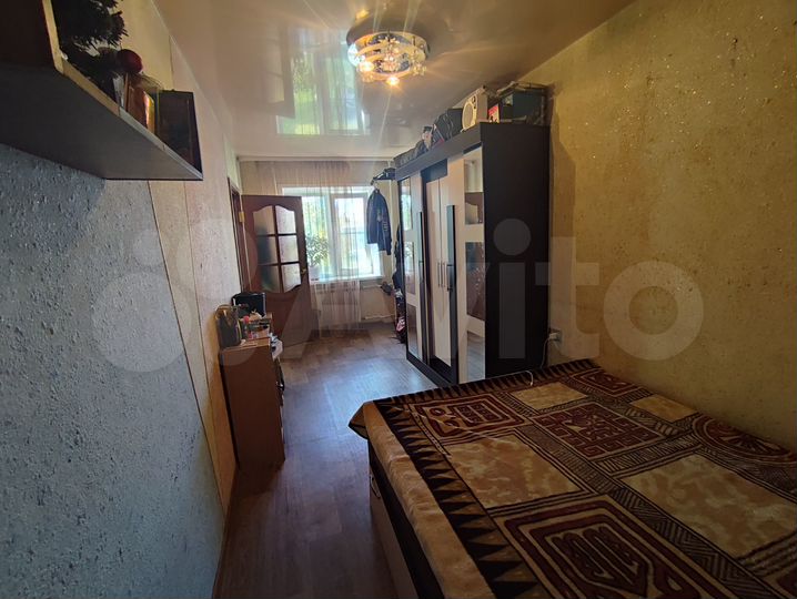 2-к. квартира, 43 м², 3/3 эт.