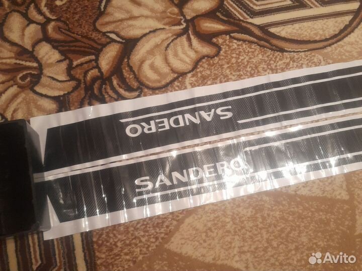 Виниловые наклейки renault sandero