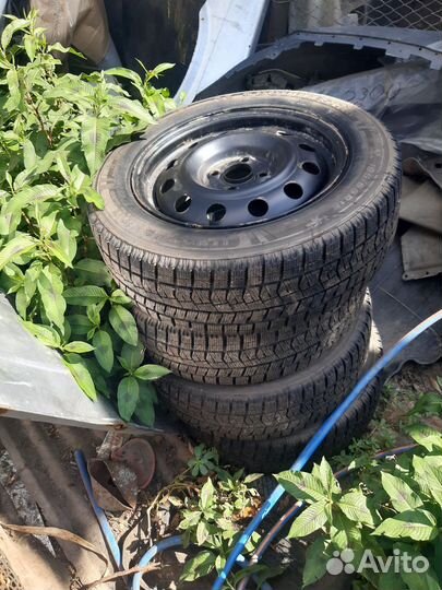 Tigar UHP Ultra High Performance 215/45 R17