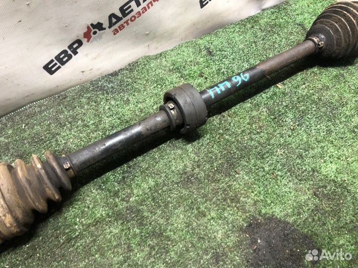 Полуось правый Toyota Carina седан 1.6 4AFE 1996
