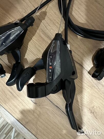 Манетки shimano 3/7