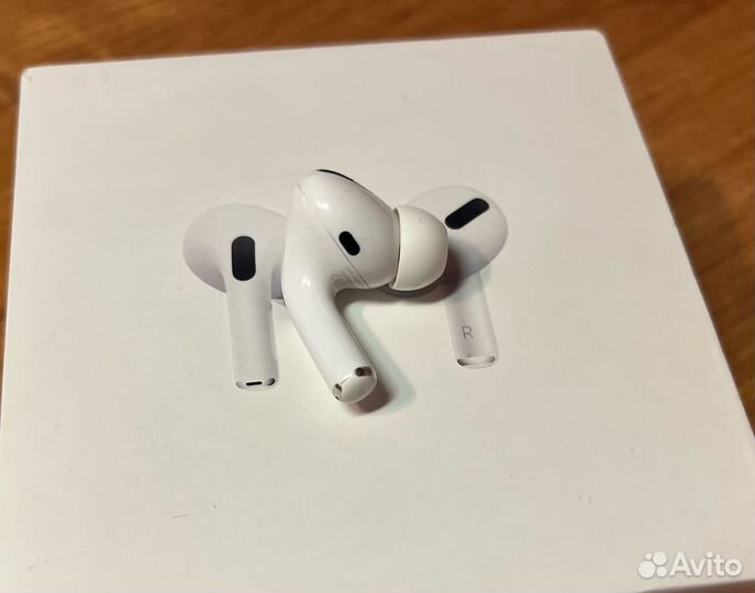 Наушник Airpods Pro 1 левый оригинал