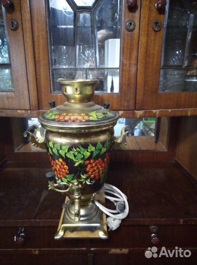 Самовар электрический бу. 4 литра