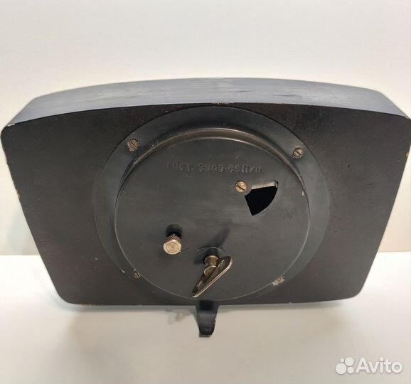 Настольные часы Маяк