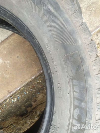 Michelin Premier A/S 225/65 R17