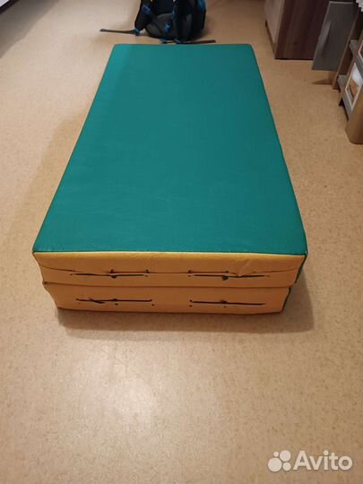 Мат гимнастический складной